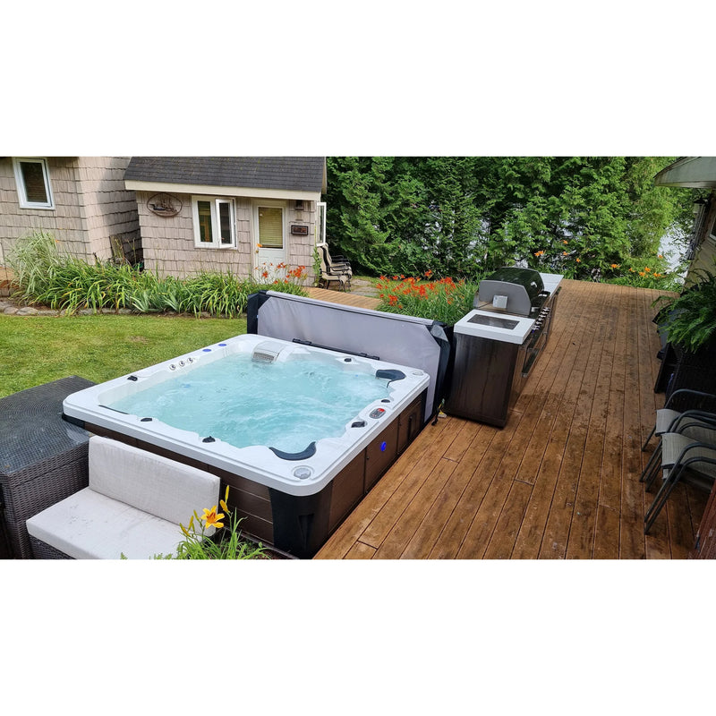 Canadian Spa Erie SE 46-Jet 6-Person Hot Tub