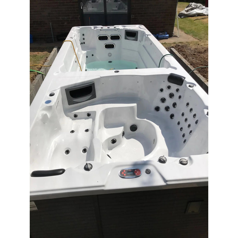 Canadian Spa 20ft Dual Temperature Swim Spa 15HP-Jet - XSport