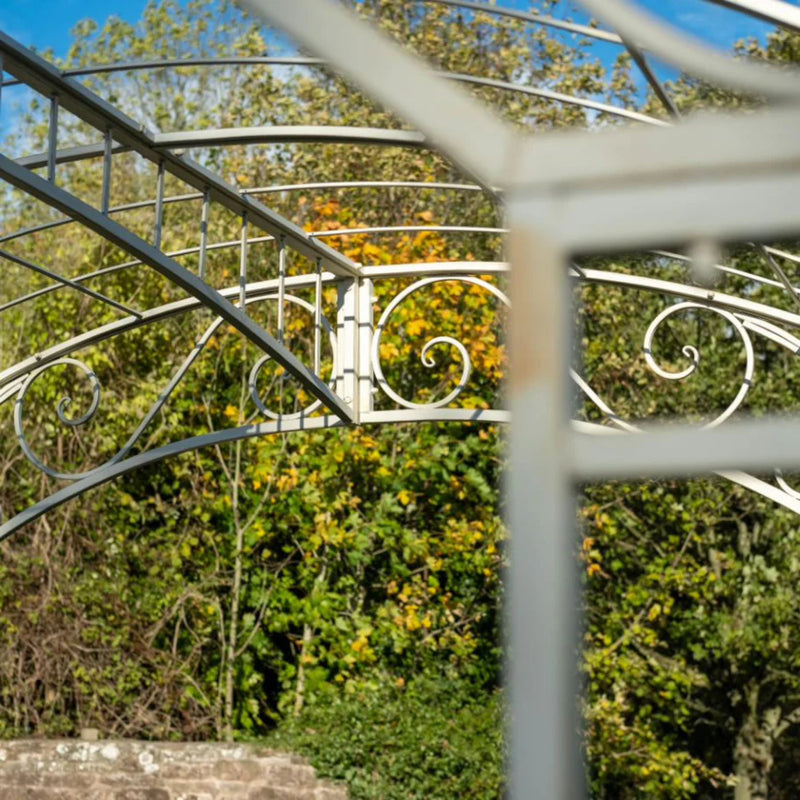 Ascalon Marseille Gazebo