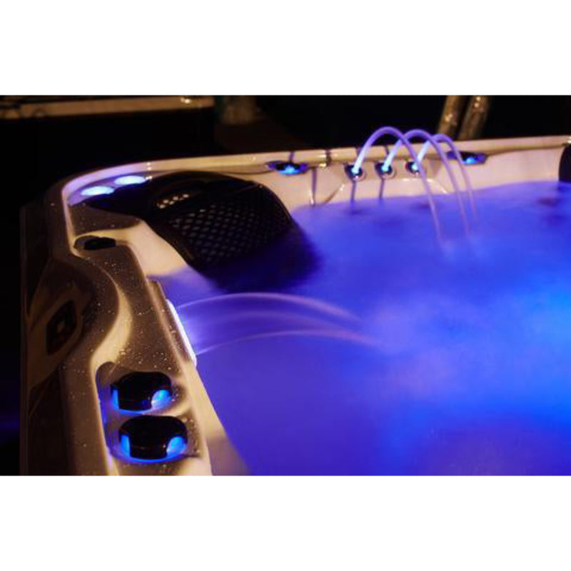 Canadian Spa Kingston 55-Jet 7-Person Hot Tub