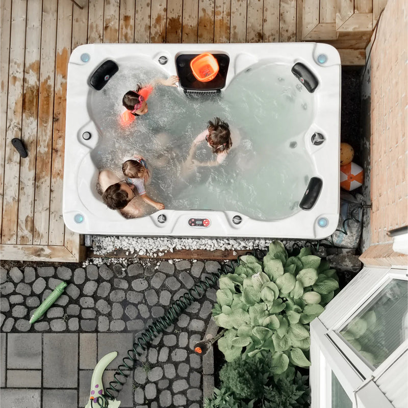 Canadian Spa Calgary 24-Jet 4-Person Hot Tub