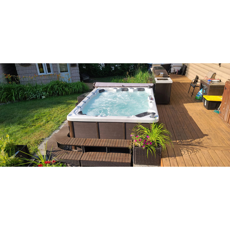Canadian Spa Grand Bend 94-Jet 8-9 Person Hot Tub