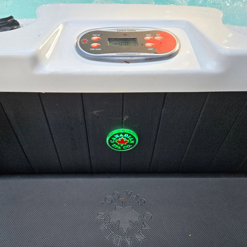 Canadian Spa Manitoba 14-Jet 4-Person Hot Tub
