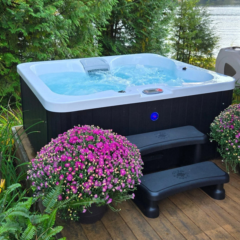Canadian Spa Manitoba 14-Jet 4-Person Hot Tub