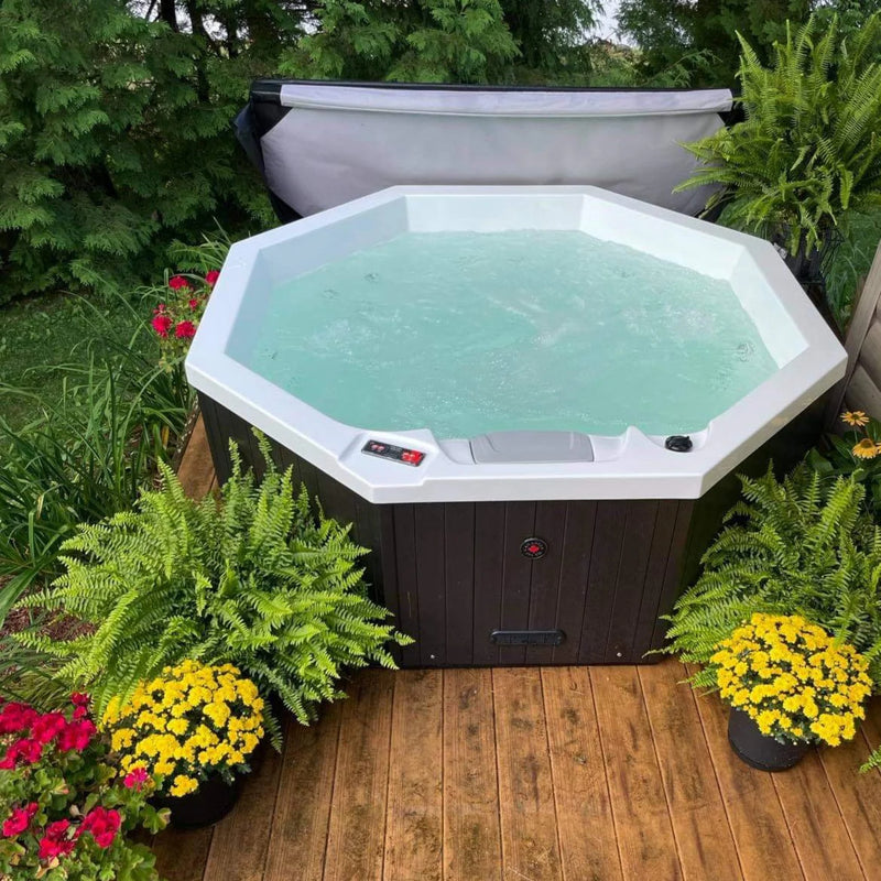 Canadian Spa Muskoka 14-Jet 5-Person Hot Tub