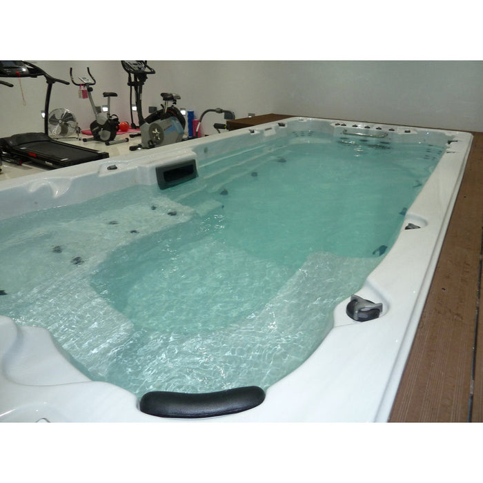 Canadian Spa Company 16ft Swim Spa 19HP-Jet 7-Person - XTrainer