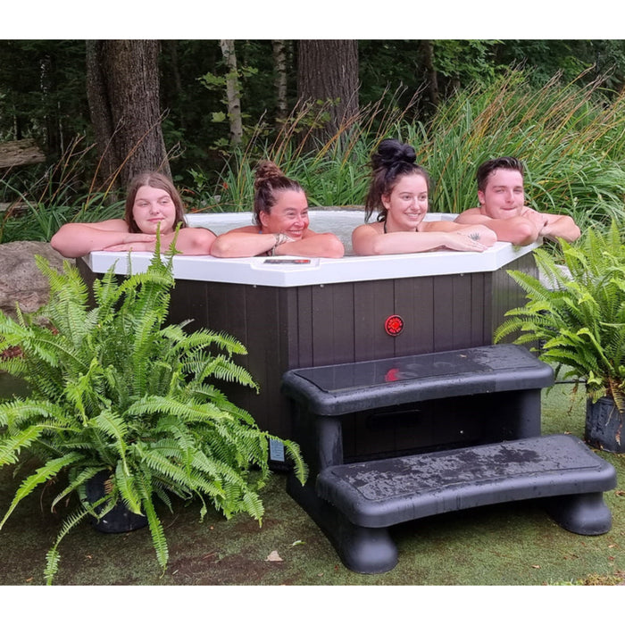 Canadian Spa Company Muskoka 14-Jet 4-Person Hot Tub